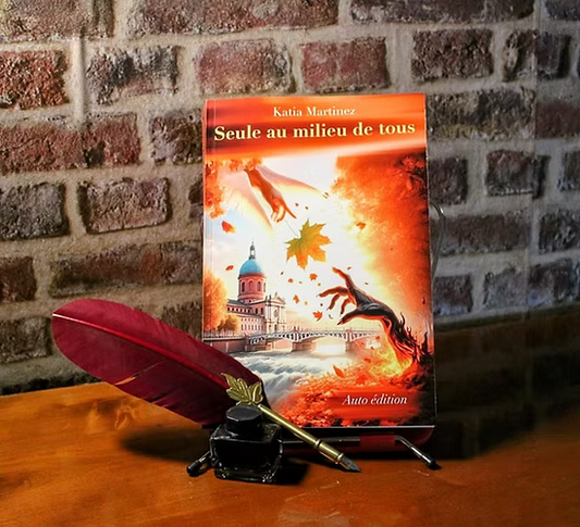Seule au milieu de tous